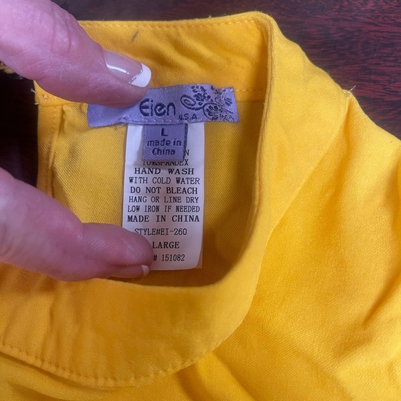 Vibrant Ruffle Sleeve Blouse in Yellow - Picture 3 of 3